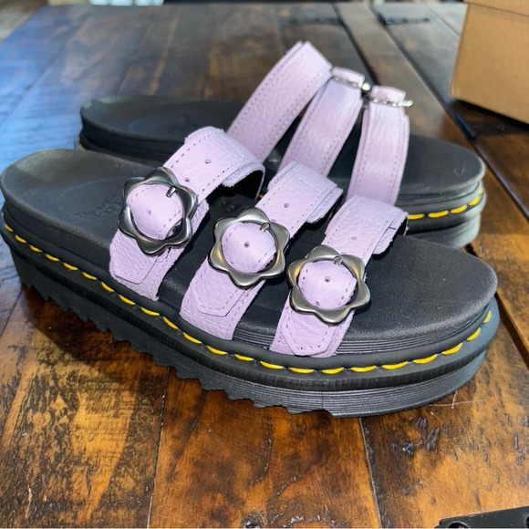 Dr. Martens Shoes - Dr Marten Sandals NIB